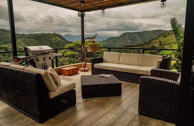 Sasaima Chalet Turei (G13)