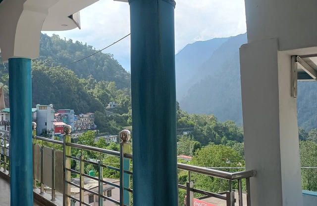 Satkar Hotel And Restuarant