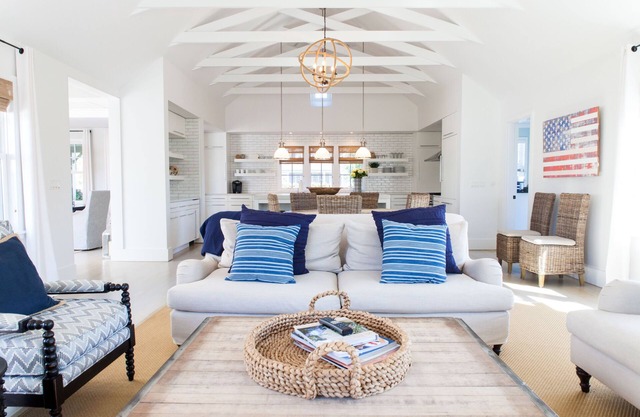 SCONSET-Beautiful custom built 5 bedroom home in picturesque Sconset