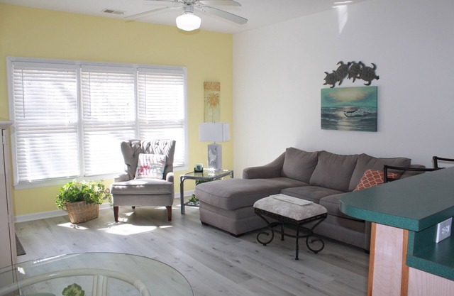 Sea Trail Resort-Beach 1 Mile, On Golf Course, Ground Level, Linens Provided