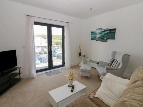 Sea View Apartment - 2 Bedrooms - Sleeps 4