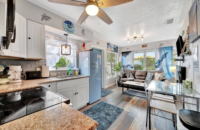 Seashell Suite 1B Pet Friendly Waterfront Dock