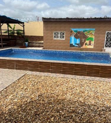 Seaside Villa Sleeps 2 with Ocean Views
