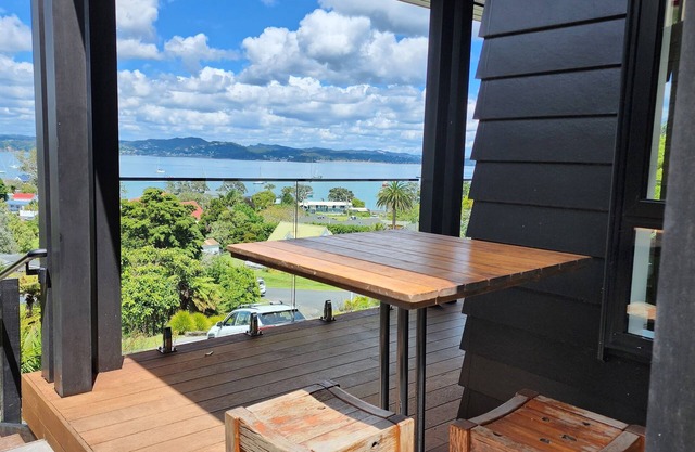 Self contained studio room with private entrance and stunning sea views