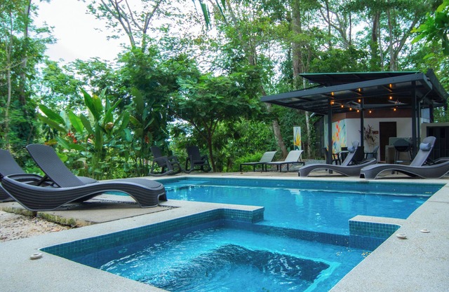 Selva Color Forest & Beach Ecolodge