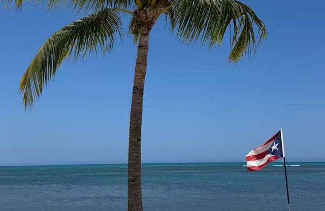 Serene 3BR Beach House: Family & Remote Work Haven