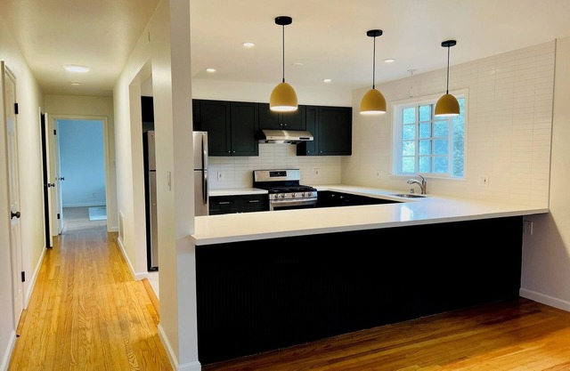 Serene getaway in the beautiful Piedmont side of Montclair!