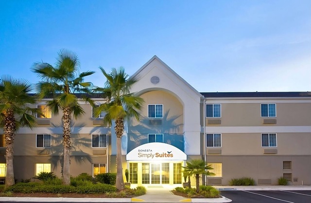 Serene Getaway in Jacksonville! Fully-equipped Kitchen, Pet-friendly Property!