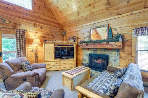 Sevierville Cabin with Wraparound Deck and Lake Access