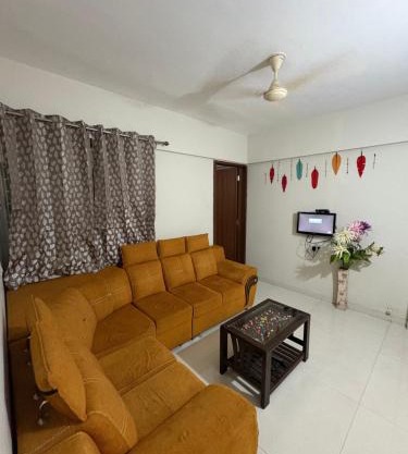Silver Homes 1bhk Apartment Stay On 7th floor