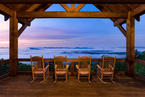 Skys The Limit - Blue Ridge Cabin - Pet Friendly