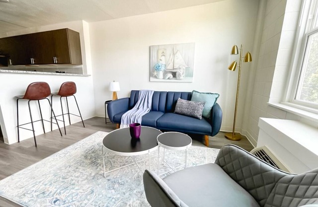 Sleepover: Divine 1BD/1BA + Gym - Cincinnati