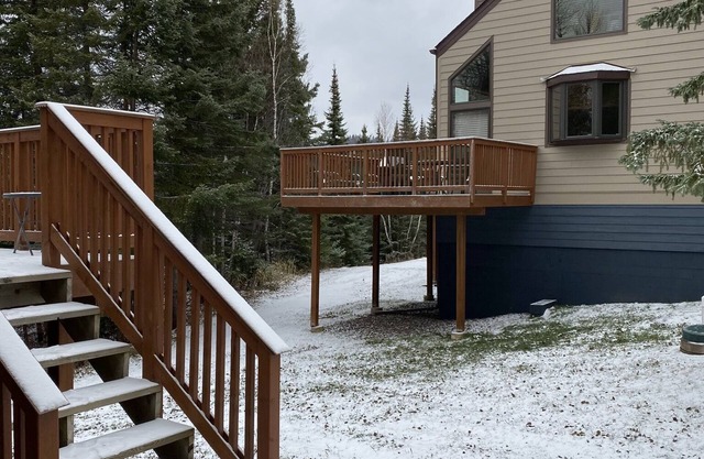 Sleeps 20! Group Ready Ski In/Ski Out EscapeAway!