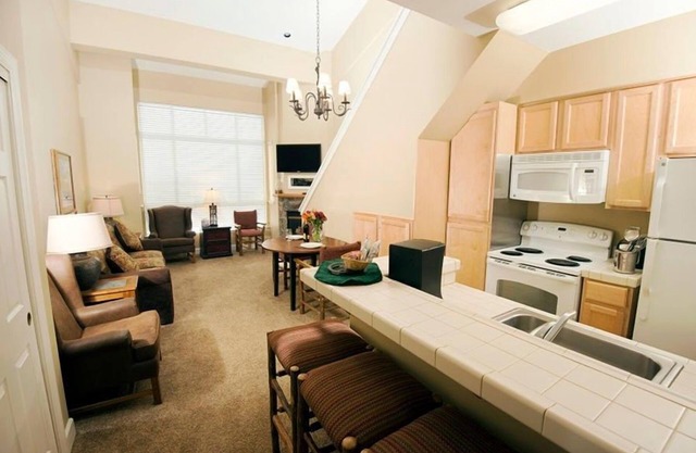 Slopeside Location + Shared Outdoor Hot Tub