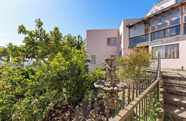 Small Cozy Space in Ingleside