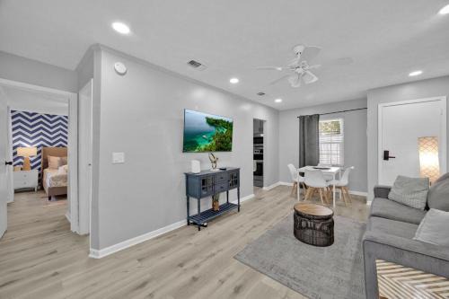 SMV Azure Sands Retreat