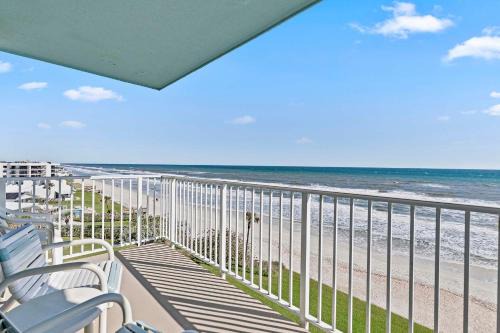 Smyrna Beach Club 607A