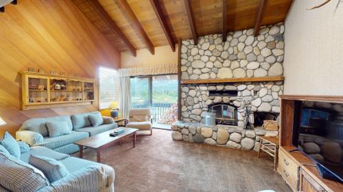 Snowcreek Resort Vacation Rentals 99 Sanctuary