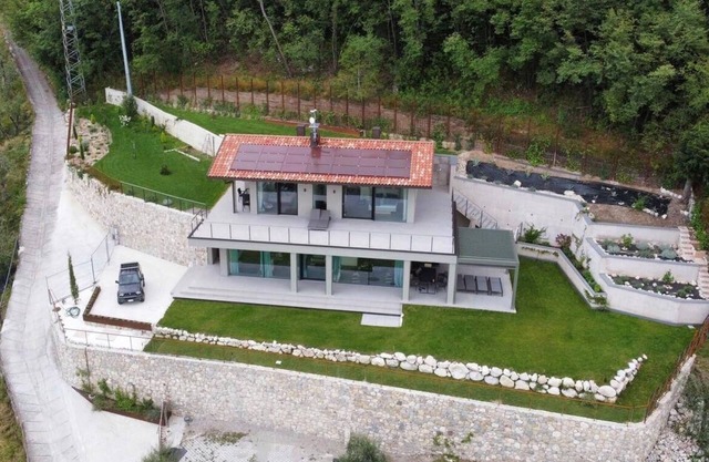 Sopralago a holiday home in a dream location on Lake Garda