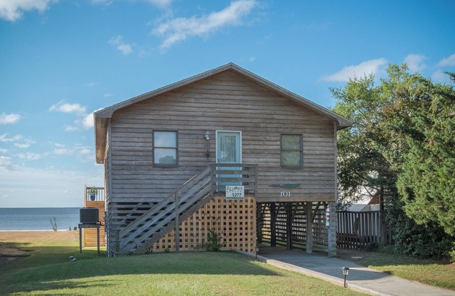 Sounds Good | Soundfront | Colington Harbour | Kill Devil Hills | Sleeps 8