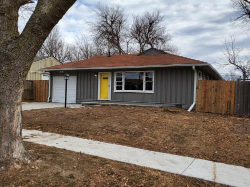 South Side Chic 3Br 1Ba 10mn to McConnell Spirit