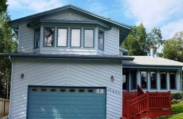 Spacious Anchorage Southside Home