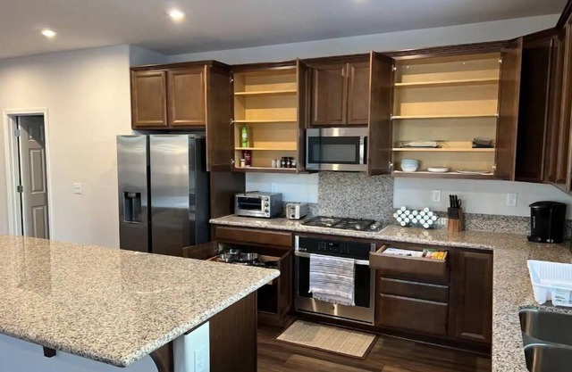 Spacious, clean, brand new 4BR home in Woodland