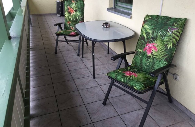 Spacious vacation apartment (110 m²) for up to 4 people with two balconies