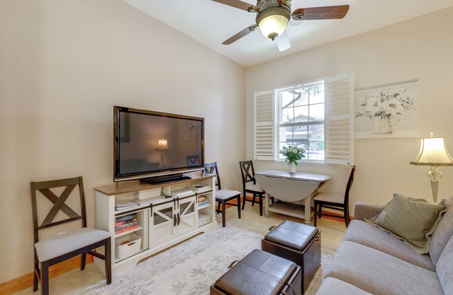 Spacious Eastlake Apartment Near Trails & Lakes!