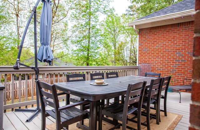 Spacious Home Close to Lots of Out/Indoor Activities Evans, GA