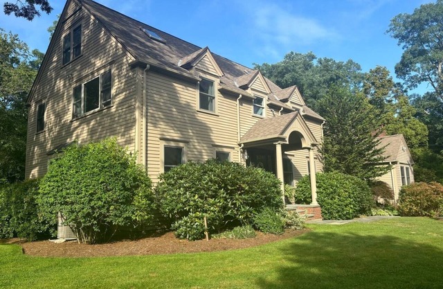 Spacious Home with Private Beach Access, Near Downtown Falmouth & Woods Hole