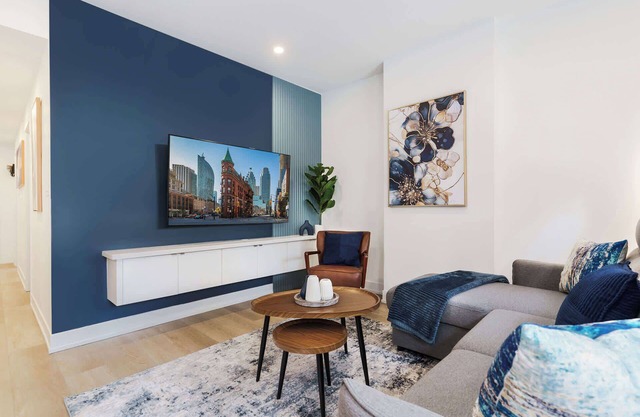 Spacious Modern Suite in Downtown Toronto