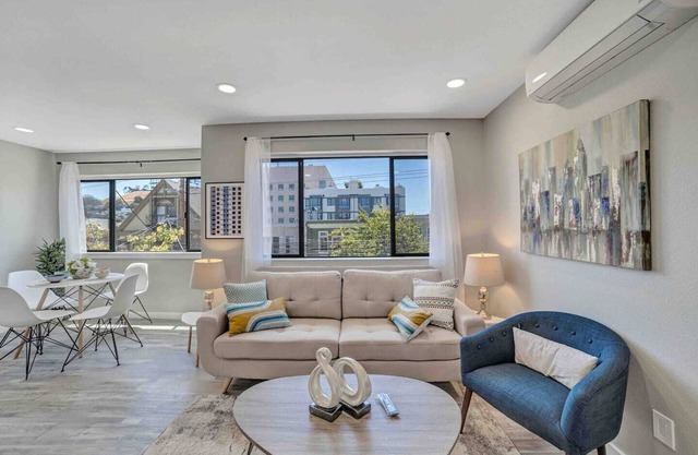 Spacious & Sunny 3 bed/2b modern Flat in San Francisco's trendy Mission district