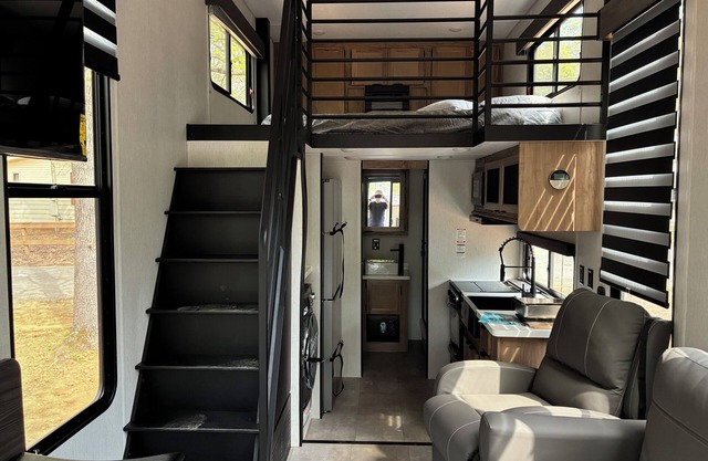 Special Place Short Term Rentals RV/Tiny Houses Springville Tennessee 150