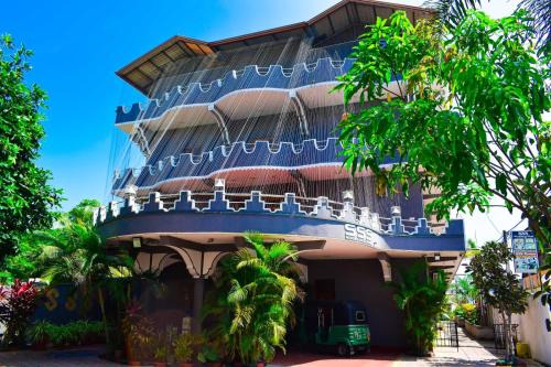 SSS HOTEL