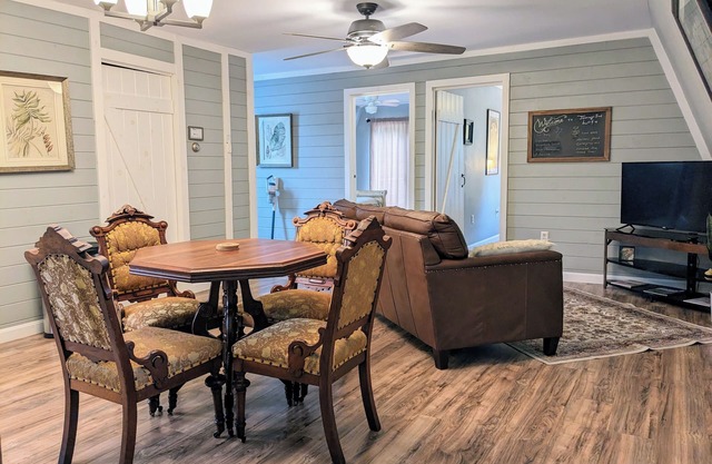 Starry Artsy Garage Loft