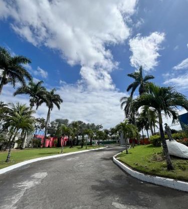 Status Elegance Hotel para adultos