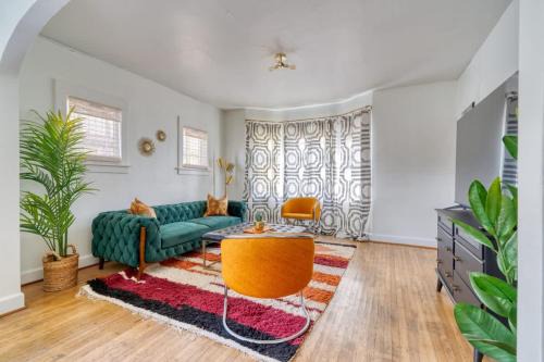 Stay Portland - Lively 2BR Old Hollywood Apt - 92 WalkScore