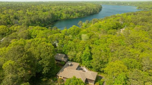 Steps to Freshwater Beach Kayaks Sauna