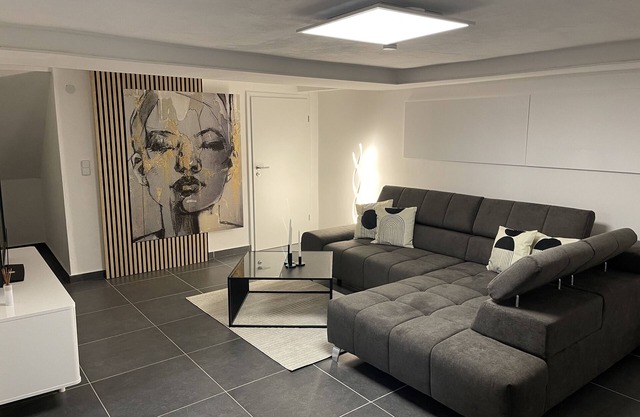 Stilvolles Designappaetment mit Terrasse & Garten im Idylischem Bindlach