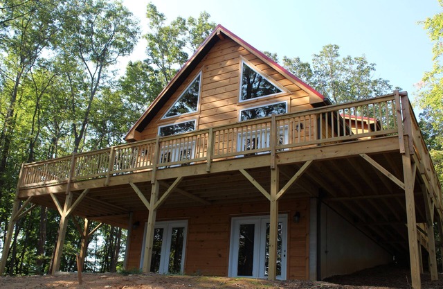 Stone Mountain Sanctuary - Blue Ridge Luxury Cabin With Great Views!