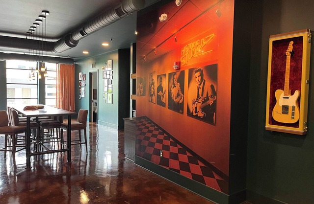 Studio B Suite 4BR by Maddox Hotel