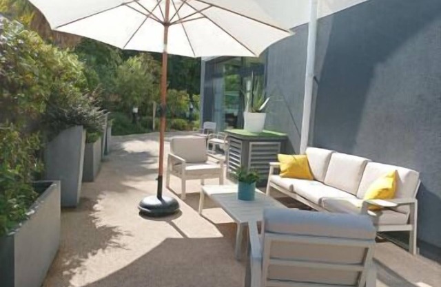 Studio Spacieux Luxe Avec Balcon