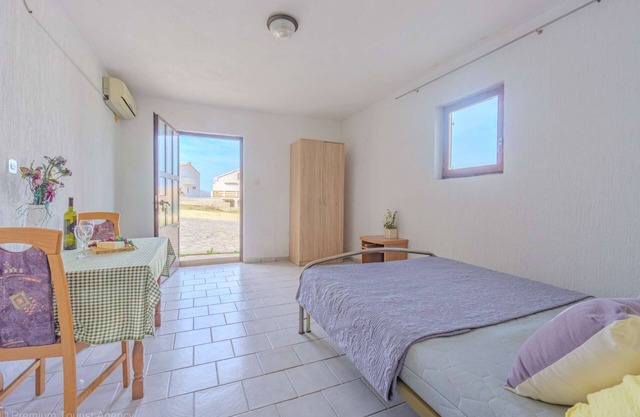 Studioapartment with free WiFi and free parking