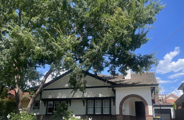 Stunning 4 bedroom home with spa