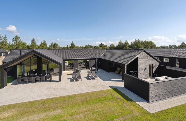 Stunning home in Rømø with sauna