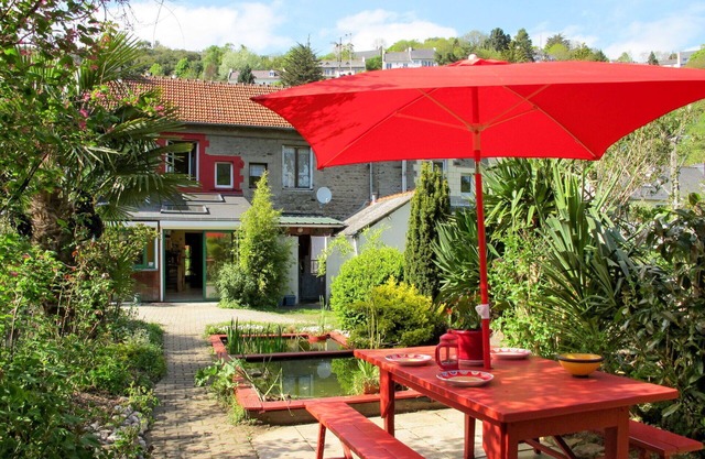 Stunning private villa for 4 guests with WIFI, TV and patio
