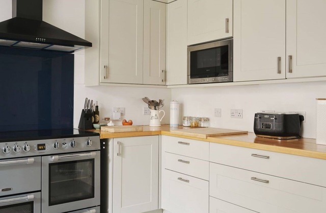 Stunning private villa for 4 people with WIFI, TV, pets allowed and panoramic view