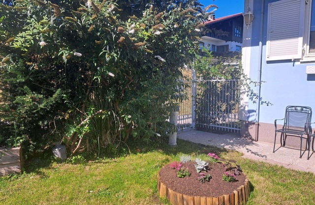 Stunning private villa for 10 guests with TV, terrace and pets allowed