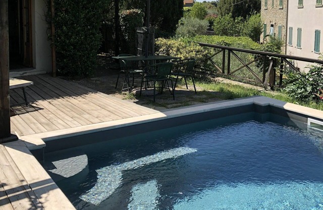 Stunning private villa with WIFI, private pool, A/C, TV, patio and panoramic view, close to Cort.